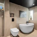 Luxury Seafront With Panoramic Views Veland