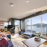 Вилла Luxury Seafront With Panoramic Views *