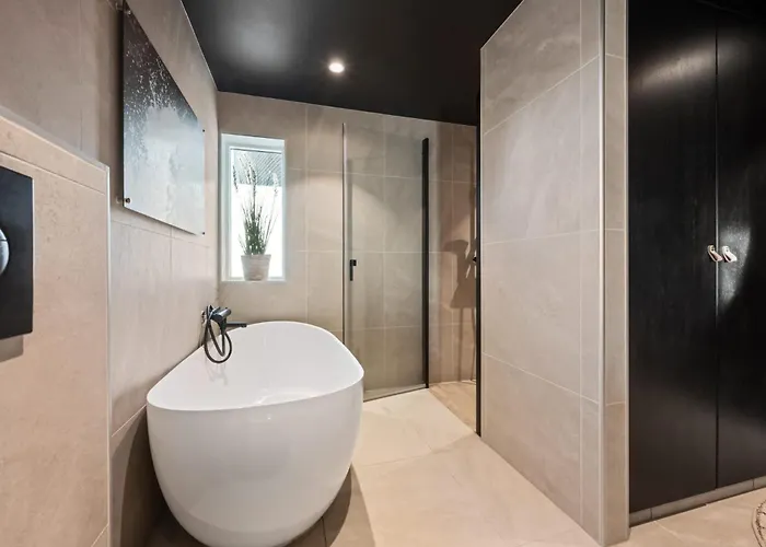 Villa Luxury Seafront With Panoramic Views *