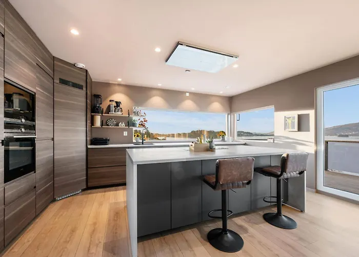 Villa Luxury Seafront With Panoramic Views *