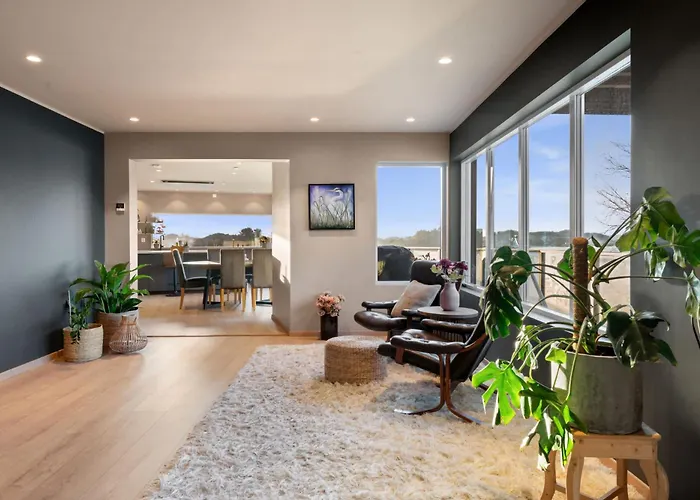 Luxury Seafront With Panoramic Views Villa Veland