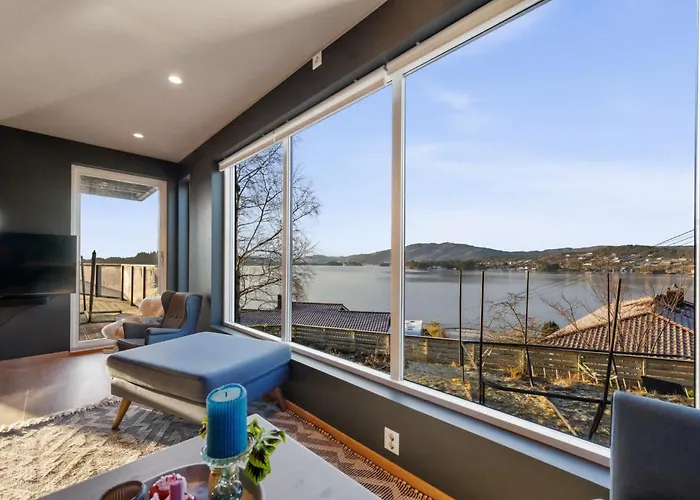 Luxury Seafront With Panoramic Views Villa Veland