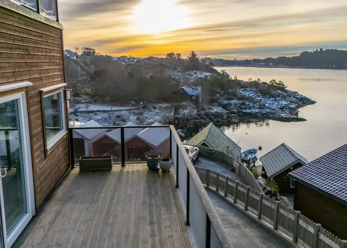 Villa Luxury Seafront With Panoramic Views