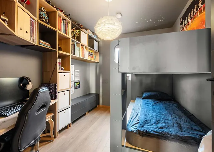 Luxury Seafront With Panoramic Views