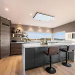 Villa Luxury Seafront With Panoramic Views *