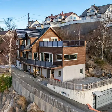 Luxury Seafront With Panoramic Views * Veland